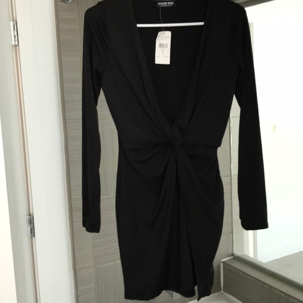 Fashion Nova long sleeve leg slit dress